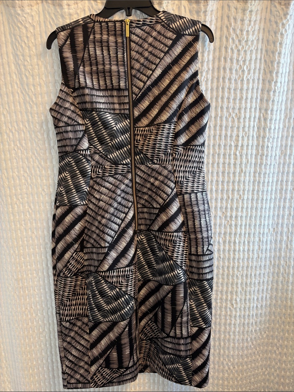 Calvin Klein Black and White Geometric Midi Sheath Dress - Picture 2 of 3